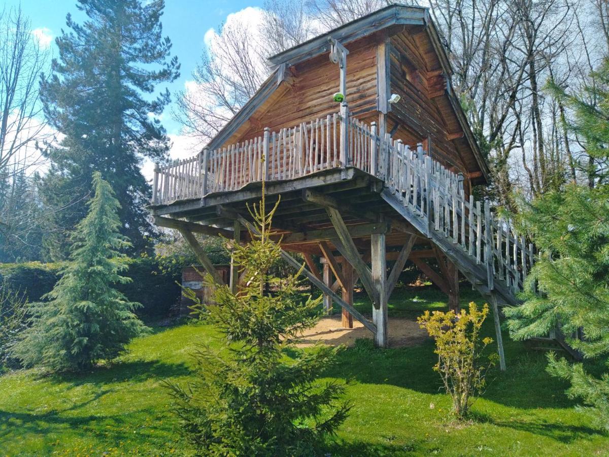La Cabane à l'Orée des Bornes Évires Exterior foto